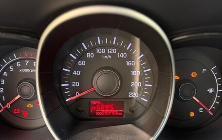 KIA Rio III рестайлинг, 2012 год, 850 000 рублей, 4 фотография