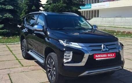 Mitsubishi Montero Sport, 2023 год, 4 550 000 рублей, 9 фотография
