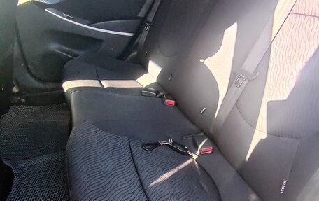 Hyundai Solaris II рестайлинг, 2012 год, 630 000 рублей, 6 фотография