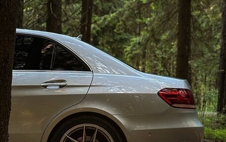 Mercedes-Benz E-Класс, 2015 год, 2 950 000 рублей, 11 фотография