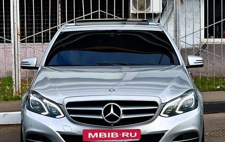 Mercedes-Benz E-Класс, 2015 год, 2 950 000 рублей, 19 фотография