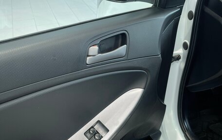 Hyundai Solaris II рестайлинг, 2014 год, 770 000 рублей, 19 фотография
