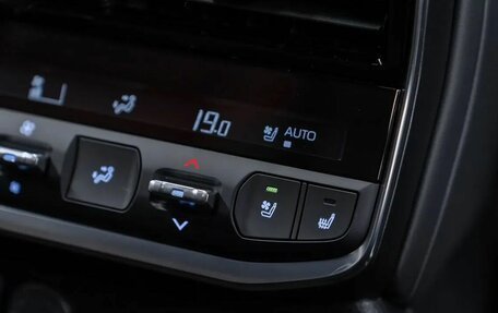 Toyota Land Cruiser, 2025 год, 12 900 000 рублей, 18 фотография