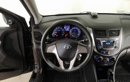 Hyundai Solaris II рестайлинг, 2016 год, 989 000 рублей, 11 фотография