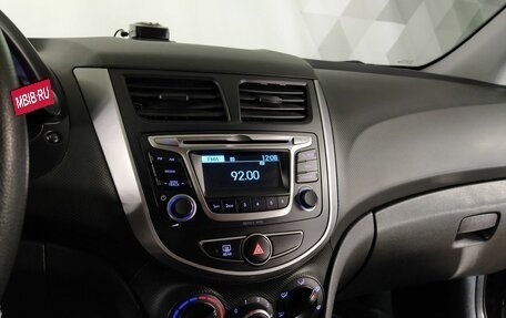 Hyundai Solaris II рестайлинг, 2016 год, 989 000 рублей, 13 фотография