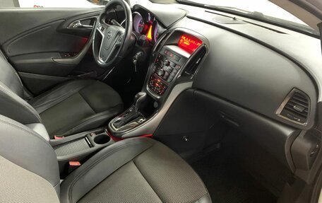 Opel Astra J, 2010 год, 649 000 рублей, 12 фотография