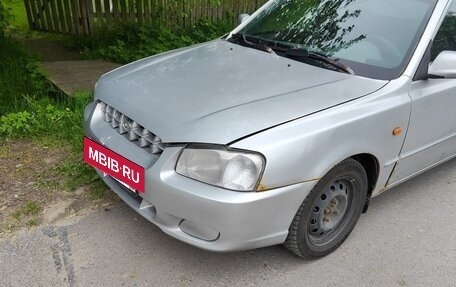 Hyundai Accent II, 2001 год, 250 000 рублей, 2 фотография