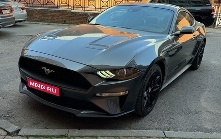 Ford Mustang VI рестайлинг, 2019 год, 3 800 000 рублей, 1 фотография