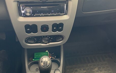 Renault Logan I, 2013 год, 435 000 рублей, 11 фотография