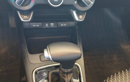 KIA Rio IV, 2018 год, 1 700 000 рублей, 12 фотография