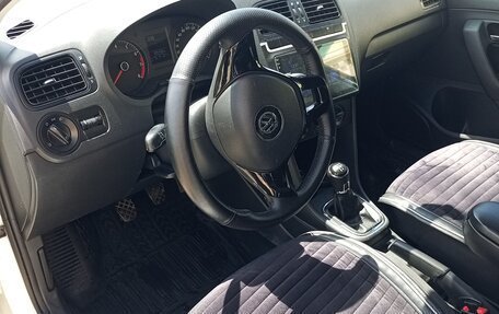 Volkswagen Polo VI (EU Market), 2017 год, 1 200 000 рублей, 8 фотография