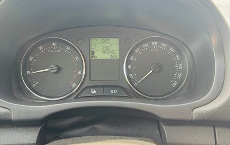Skoda Fabia II, 2011 год, 435 000 рублей, 10 фотография