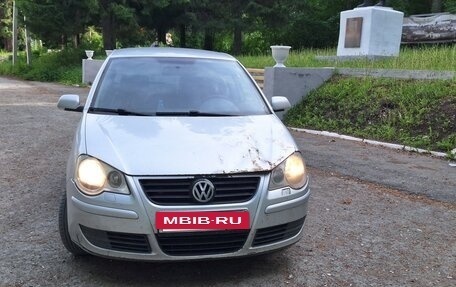 Volkswagen Polo IV рестайлинг, 2007 год, 400 000 рублей, 3 фотография