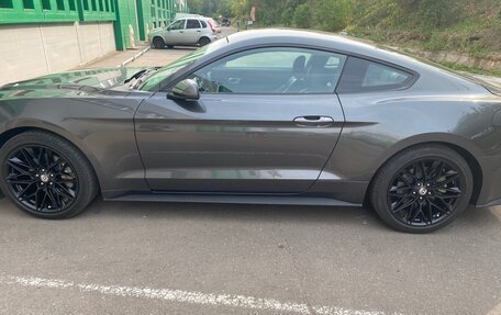 Ford Mustang VI рестайлинг, 2019 год, 3 800 000 рублей, 4 фотография