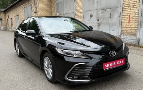Toyota Camry, 2021 год, 3 150 000 рублей, 3 фотография