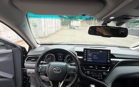 Toyota Camry, 2021 год, 3 150 000 рублей, 12 фотография