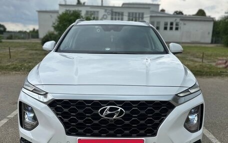 Hyundai Santa Fe IV, 2019 год, 3 500 000 рублей, 2 фотография