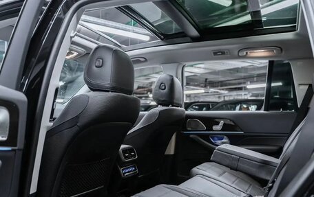 Mercedes-Benz GLS, 2024 год, 15 000 000 рублей, 4 фотография