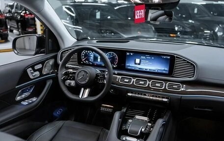 Mercedes-Benz GLS, 2024 год, 15 000 000 рублей, 14 фотография