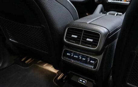 Mercedes-Benz GLS, 2024 год, 15 000 000 рублей, 22 фотография