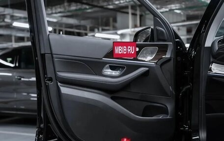 Mercedes-Benz GLS, 2024 год, 15 000 000 рублей, 24 фотография