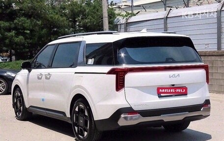 KIA Carnival, 2024 год, 4 540 000 рублей, 3 фотография