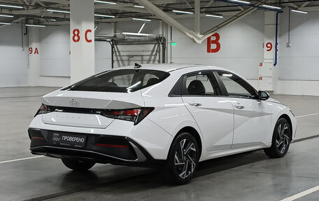 Hyundai Elantra, 2023 год, 2 270 000 рублей, 6 фотография