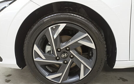 Hyundai Elantra, 2023 год, 2 270 000 рублей, 22 фотография