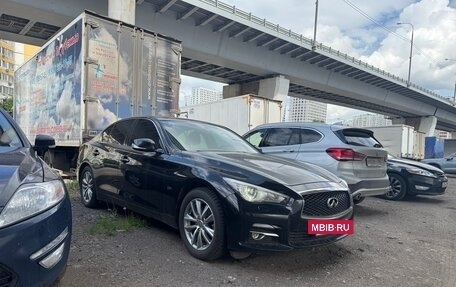 Infiniti Q50 I рестайлинг, 2014 год, 1 800 000 рублей, 2 фотография