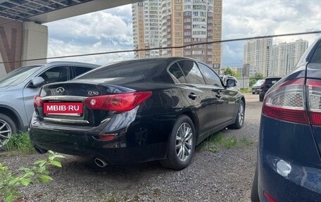 Infiniti Q50 I рестайлинг, 2014 год, 1 800 000 рублей, 4 фотография