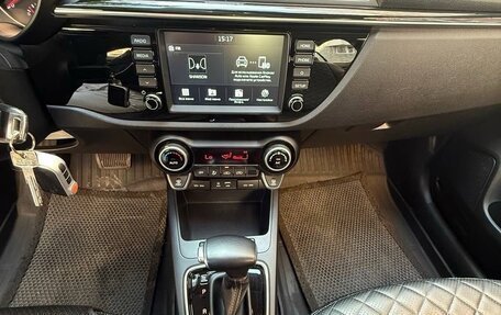 KIA Rio IV, 2018 год, 1 650 000 рублей, 10 фотография