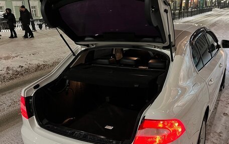 Skoda Superb III рестайлинг, 2011 год, 950 000 рублей, 11 фотография