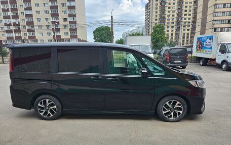 Honda Stepwgn IV, 2019 год, 2 399 000 рублей, 5 фотография