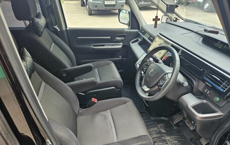 Honda Stepwgn IV, 2019 год, 2 399 000 рублей, 10 фотография
