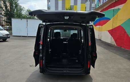 Honda Stepwgn IV, 2019 год, 2 399 000 рублей, 16 фотография
