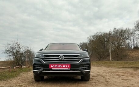 Volkswagen Touareg III, 2020 год, 5 750 000 рублей, 4 фотография