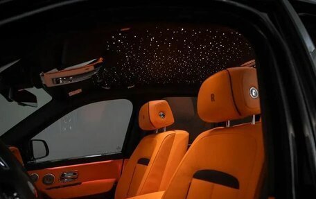 Rolls-Royce Cullinan, 2025 год, 65 000 000 рублей, 12 фотография