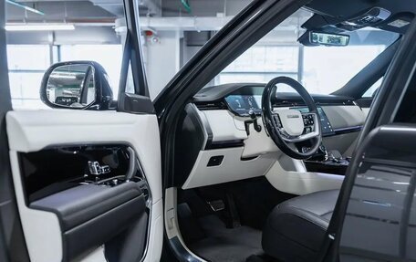 Land Rover Range Rover IV рестайлинг, 2025 год, 23 950 000 рублей, 9 фотография