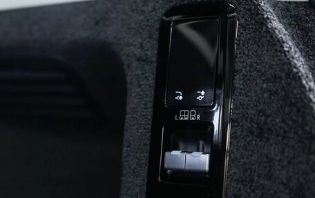 Land Rover Range Rover IV рестайлинг, 2025 год, 23 950 000 рублей, 25 фотография