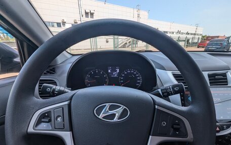 Hyundai Solaris II рестайлинг, 2015 год, 930 000 рублей, 26 фотография