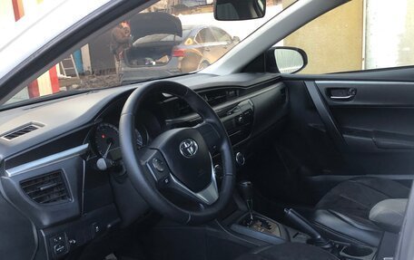 Toyota Corolla, 2013 год, 1 190 000 рублей, 4 фотография