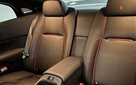 Rolls-Royce Wraith, 2018 год, 28 500 000 рублей, 21 фотография