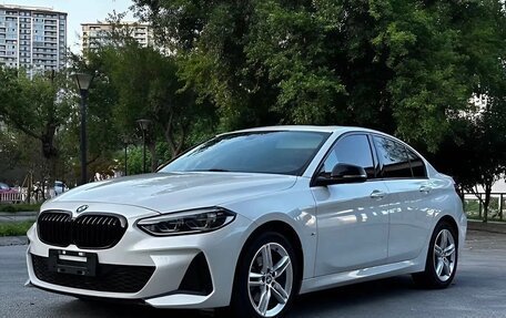 BMW 1 серия, 2021 год, 1 950 000 рублей, 2 фотография