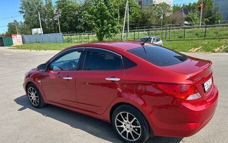 Hyundai Solaris II рестайлинг, 2012 год, 850 000 рублей, 3 фотография