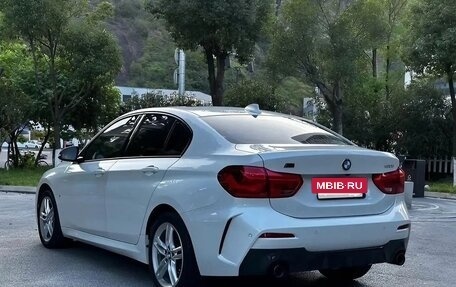 BMW 1 серия, 2021 год, 1 950 000 рублей, 4 фотография