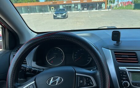 Hyundai Solaris II рестайлинг, 2012 год, 850 000 рублей, 13 фотография