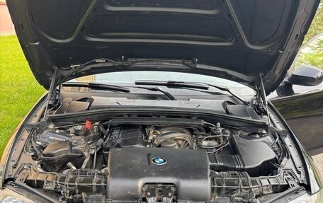 BMW 1 серия, 2010 год, 850 000 рублей, 6 фотография