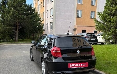 BMW 1 серия, 2010 год, 850 000 рублей, 3 фотография