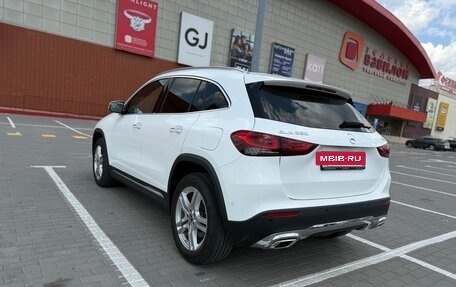 Mercedes-Benz GLA, 2021 год, 3 850 000 рублей, 13 фотография