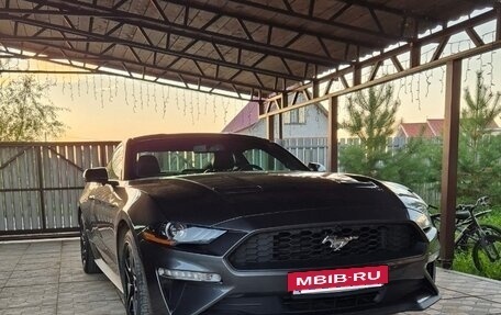 Ford Mustang VI рестайлинг, 2020 год, 3 050 000 рублей, 4 фотография